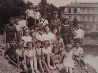 Class photos from a school in Yugoslavia