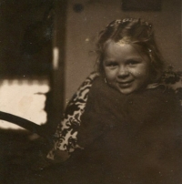 Ilona Zimová aged five, 1954