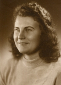 Mum Drahomíra Suková, about 1950
