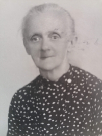Josefa Veselá, née Hloučková, the mother of Magdalena Emmerová