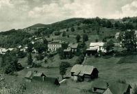 Albrechtice before the Second World War, view of the part of the village under Mariánská hora, the largest building is a school