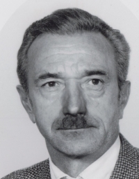 Jaroslav Drápala, father, 80s