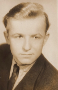 Josef Novosad, 1946