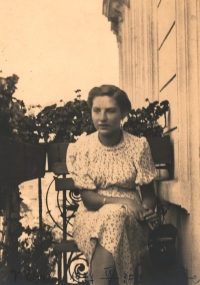 Sister Miluška, 1940s
