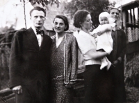 Marie Krajíčková with her grandmother, mother, uncle Trunda and aunt Trundová