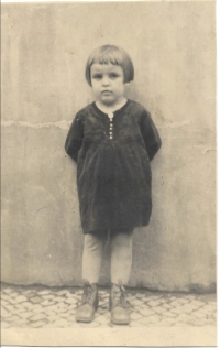 Hana Vrbická as a child