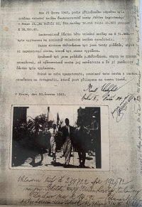 A document from her father confirming the transfer of a sum of money to support the assassination of R. Heydrich