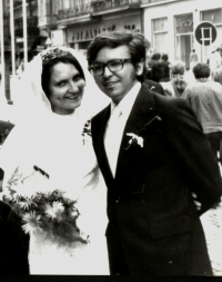 Photograph from a wedding in 1975	
