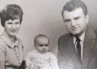 Mr. and Mrs. Gulc with their son in 1967
