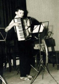 At a school performance in 1963