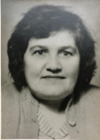 Aneta Irena. the mother of Jaroslav Jochec