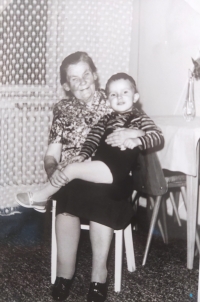 Jan Gulec at the age of five with his grandmother
