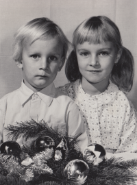 Children Dita Kršíková and Tomáš Kršík in 1983
