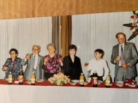 Jeruzalem 1990, zľava so svokrovcami Simonom a Katarínou Golanovou na Bar Mitzva syna Amiho