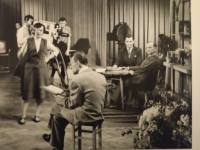 Praha 1961,  vpravo otec Juraj, úspešný účastník súťaže Československej televízie 10krát odpovedz