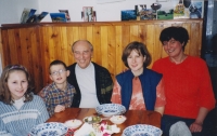 Srovnal family with priest Ludvík Armbruster 31 December 2002