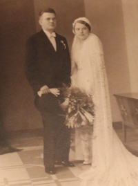 Wedding photo of her mother Leopolda Dosoudilová, 1930s