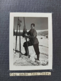 Her dad when skying in 1931