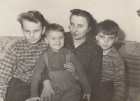 Václav Kršík (the first one from the left) with his mother and siblings Zdeněk and Jaroslav 
