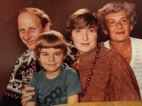 Zurich 1983, family photo at a meeting with mother Pavla