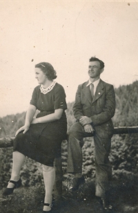 Grandmother Jarmila Syrová, née Kárníková and Josef Kárník, Trutnov, 1930