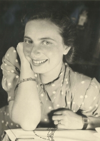 His mother, Alice Krausová, in 1946