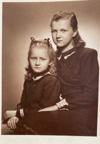 In Prague with her sister in 1947