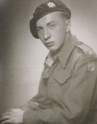 Rostislav Bayer, Czechoslovak soldier in the Foreign Legion