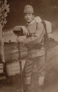 Antonín Trefonský, witness's grandfather, died in World War I, 1918