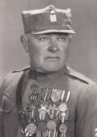 Robert Malina (1893–1985), the witness’s grand-uncle who completed the entire Czechoslovak Legions' trek through Russia. The photograph was taken in the latter 1940s