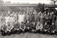 Kolektiv spolupracovníků z Nové Huti v OV Kunčicích z roku 1978, Jan Breník je druhý zleva dole