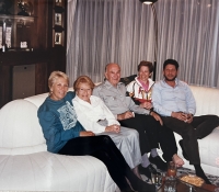 Family photo. From left Vera, Hana, Victor, Katja with her husband Kenny, Ecuador 1990