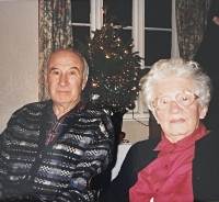 Victor and Irma at Christmas at Pomona, 2003