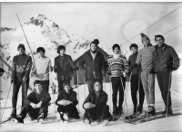 Marián Hošek during the Faculty of Medicine, Charles University skiing course in the Tatras, second from right, 1970