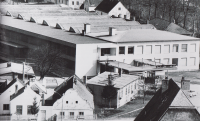 Nová hala firmy Pollmann postavená v Karlsteinu v 60. letech