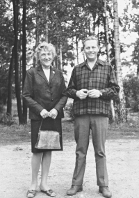 Eva Jiřičná's parents, Eva and Josef Jiřičný, 1960s