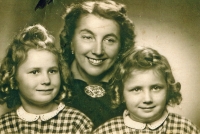 Ludmila Seefried-Matějková (on the right) with her mom and sister