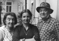 Ludmila Seefried-Matějková with her parents in Mariánské Lázně in the late 1960s