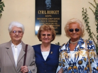 Sisters Věra, Lídie, Milada in 2005 at the unveiling of the memorial plaque to Cyril Burget, year 2005, Prague
