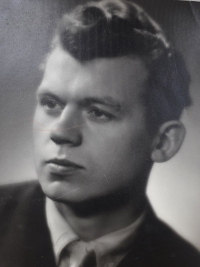 Václav Horák after his return from the compulsory military service, 1957
