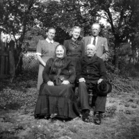 Grandparents, parents and sister of Josef Hlubek