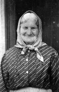 Witness's grandmother Marie Kačmařová