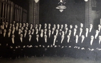 The teachers' choir, of which Jan Maryška was also a member, at the Czechoslovak Radio