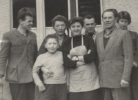 Jarmila and František Kalous with their children, from left: Bohuslav, Jan, Miroslava, František, Zlata, ca. 1960