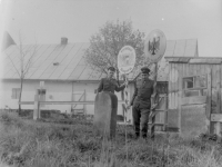 Jiří Bláha (left) photographed in September 1970 behind the Iron Curtain at the border crossing with the Federal Republic of Germany