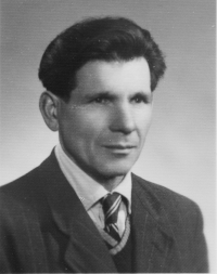 Otec pamětnice Josef Oharek (1901 - 1985), fotografie z roku 1955