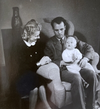 The Kořínek family with their son Pavel in 1944
