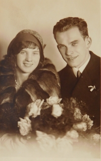 Wedding photos of parents Božena and Jaroslav Teichman