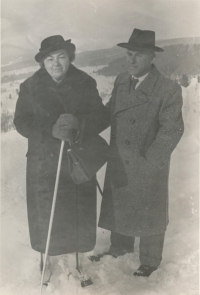 Witness's parents in Benecko, 1960