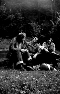 With friends on a trip, Zdeněk Matuszek in the middle, 1980s